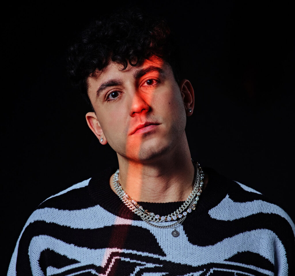 Bennett Play BENNETT Speaks About His Latest Single 'Lullaby', His Creativity ...