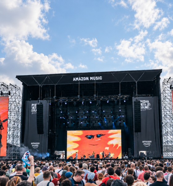 Primavera Sound stage at Parc del Fòrum in Barcelona with a large crowd during a daytime performance